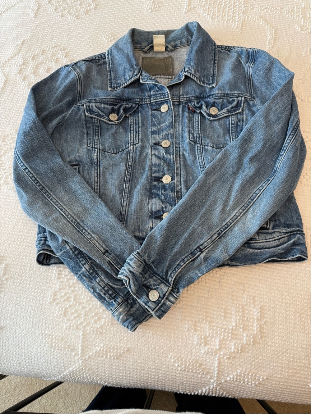 Levi Jean jacket , sz large